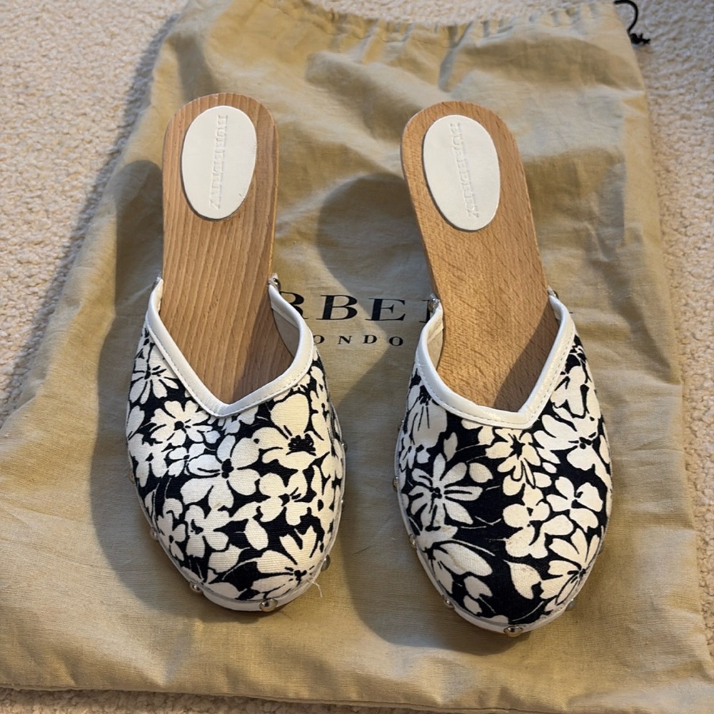 Burberry canvas mules, size 37